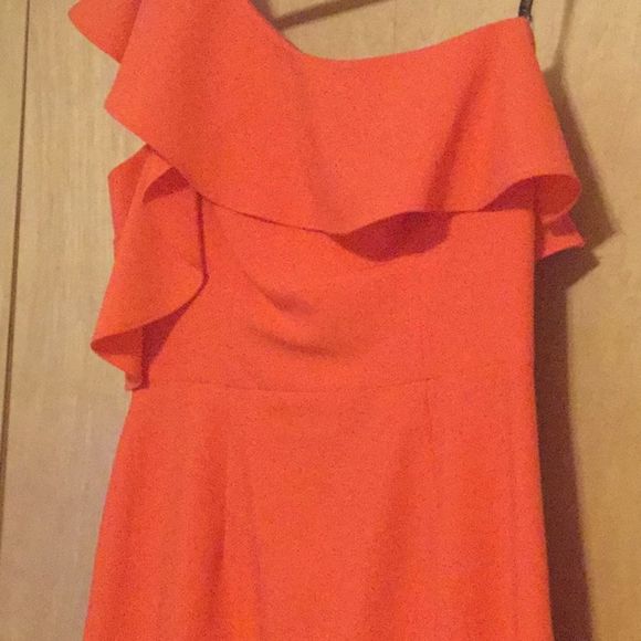 Black Halo Canyon Cold One Shoulder Kimora Sheath - Picture 5 of 13